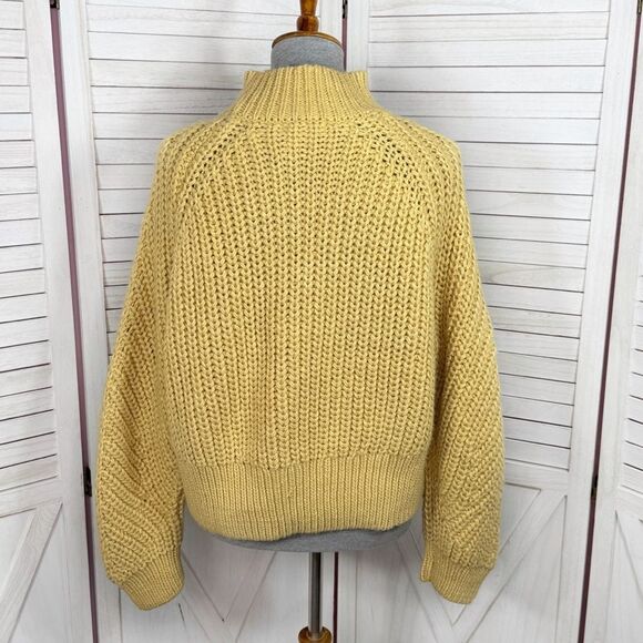 H&M Chunky Knit Funnel Neck Barrel Sleeve Crop Sweater Yellow Medium - Picture 4 of 12